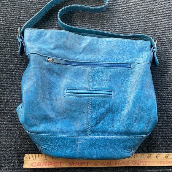 ili New York Large Blue Leather Shoulder Bag - Picture 1 of 8